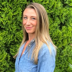 Katie-Arena-headshot